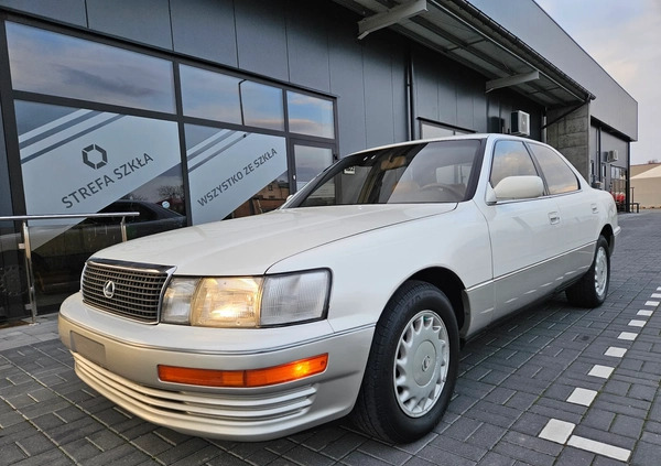 Lexus LS cena 54800 przebieg: 180000, rok produkcji 1992 z Pieniężno małe 742